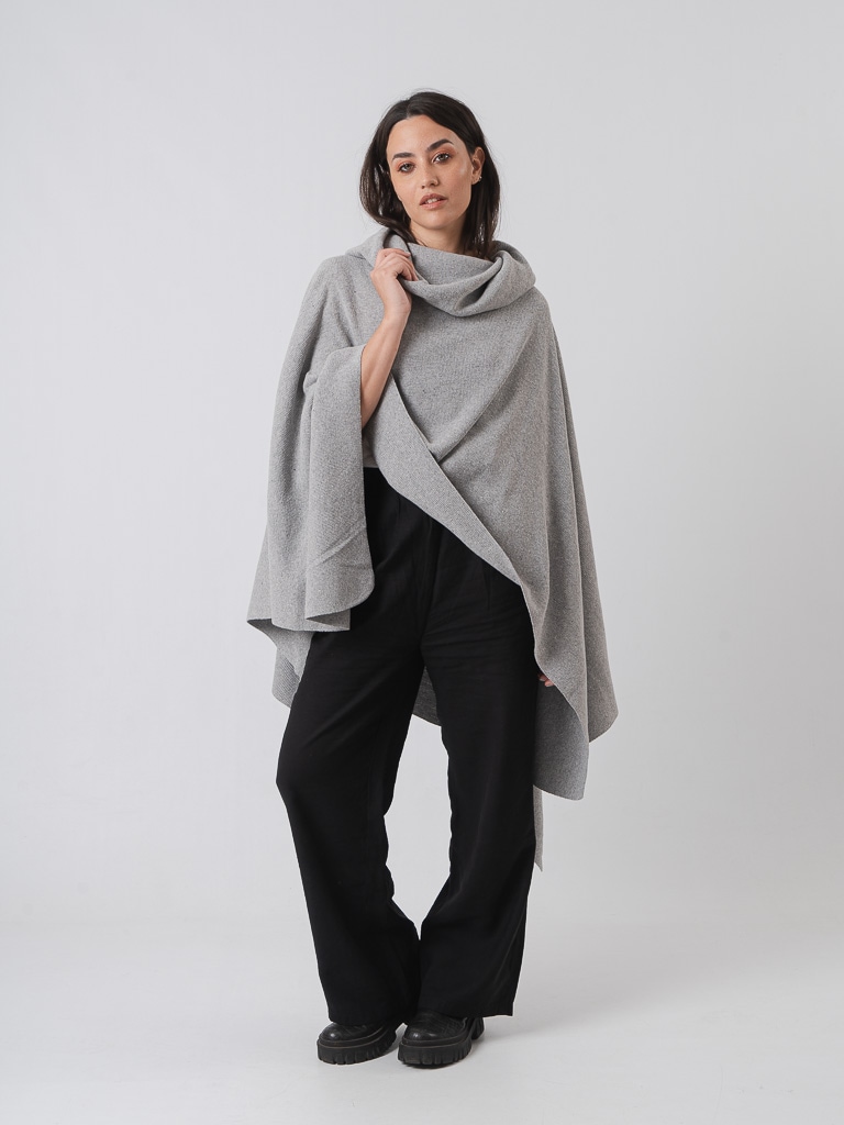 Capa Seul / Gris Medio